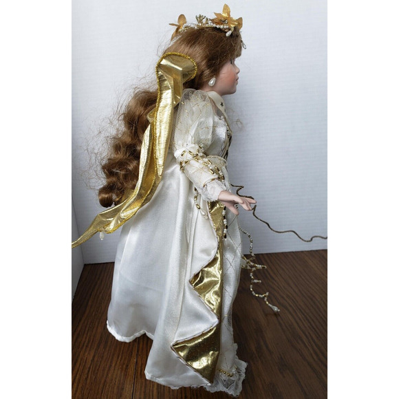 Heritage Signature Collection Brown Haired 17 Inch Porcelain Angel Doll - Picture 5 of 8